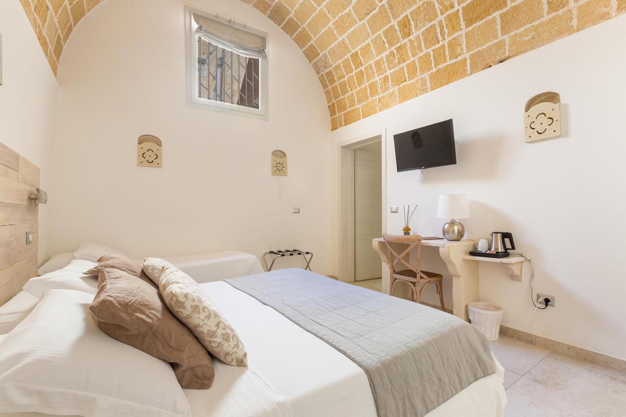 Bed and Breakfast Clara Domus Gallipoli Exterior foto
