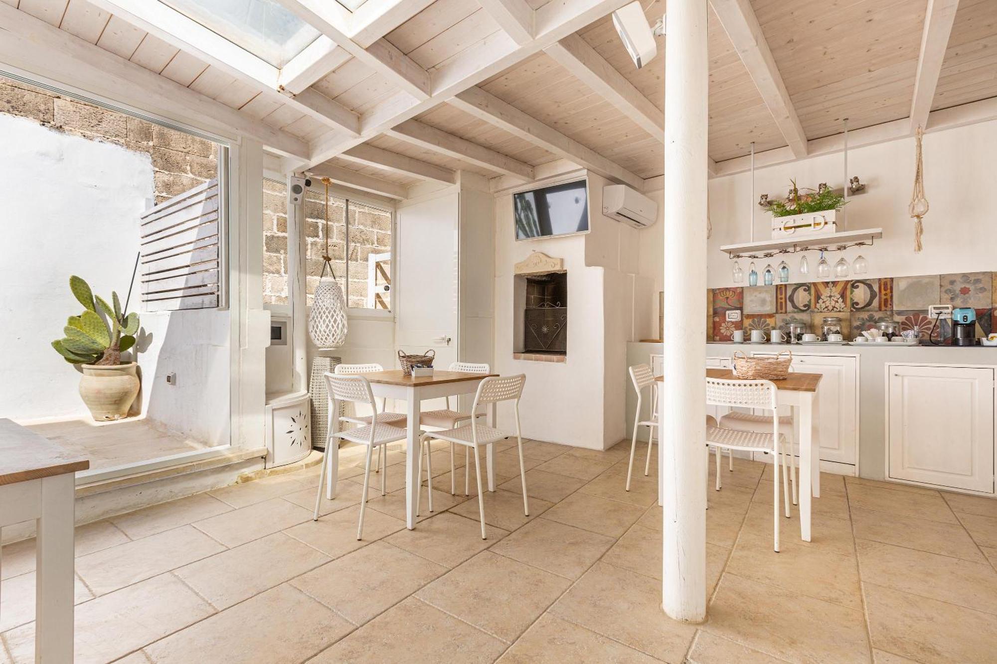 Bed and Breakfast Clara Domus Gallipoli Exterior foto
